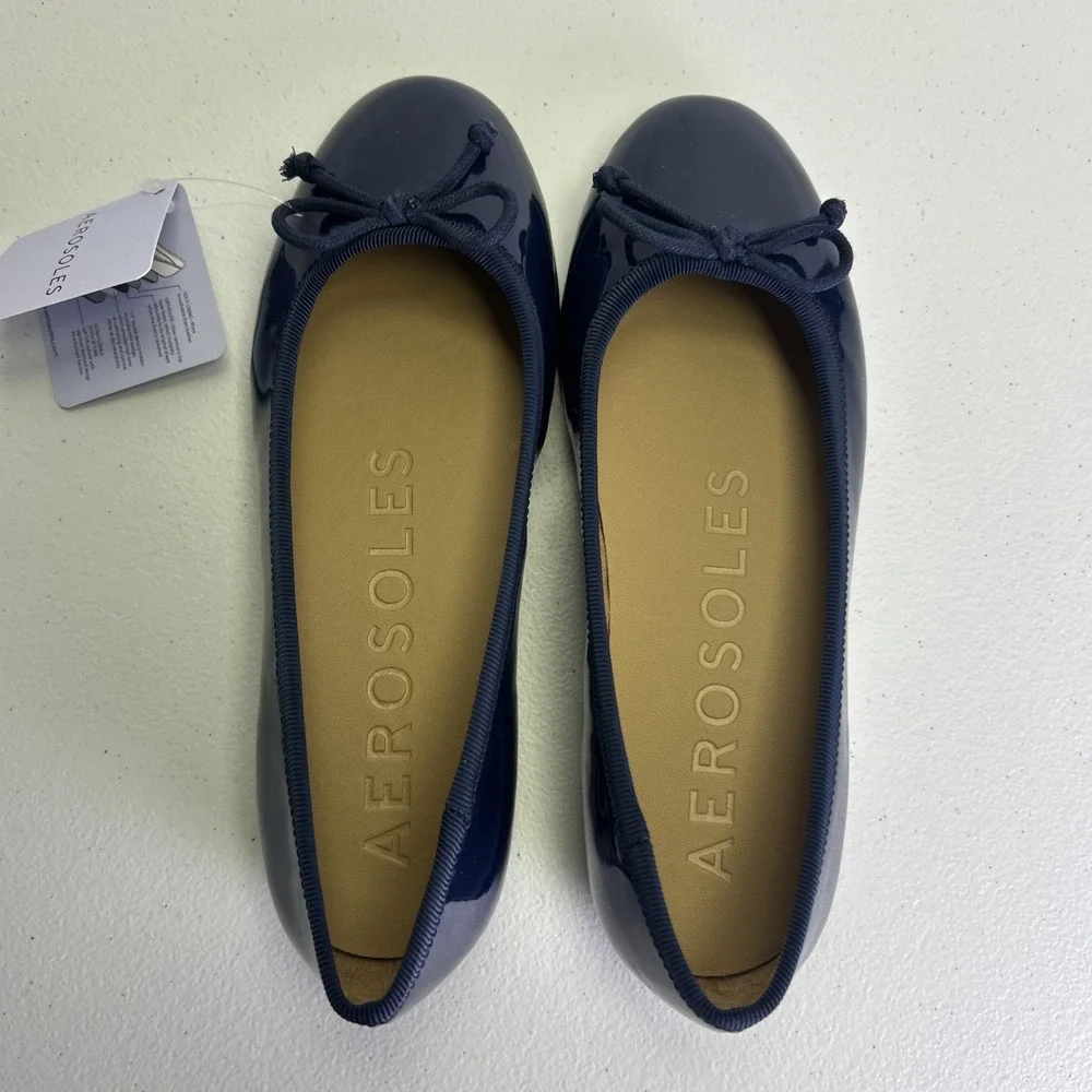 Aerosoles Homebet Women's Ballet Flats Navy Patent Blue Slip On Bow Size 8M NWB
